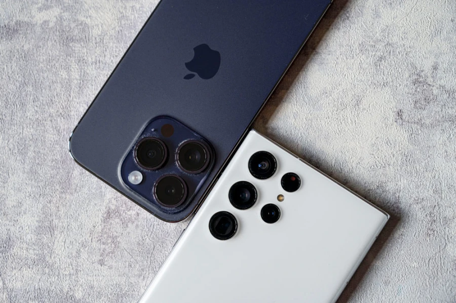 iPhone 14 pro max and Samsung S22 Ultra Camera: An in-Depth Comparison